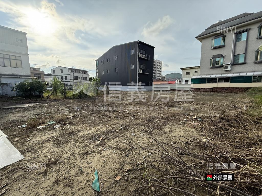 十二佃神榕２１５坪土地房屋室內格局與周邊環境