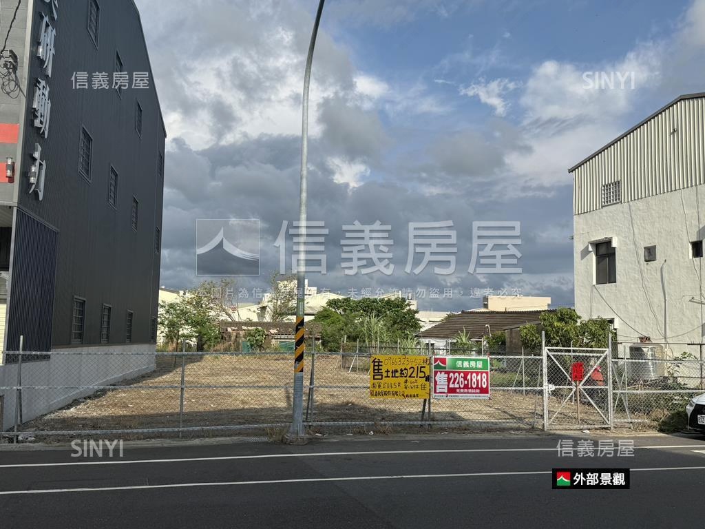 十二佃神榕２１５坪土地房屋室內格局與周邊環境