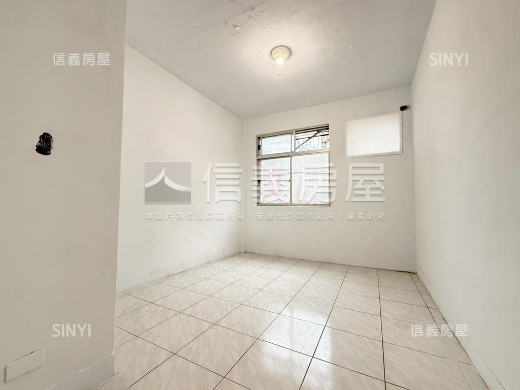 大坪林捷運黃金三樓房屋室內格局與周邊環境