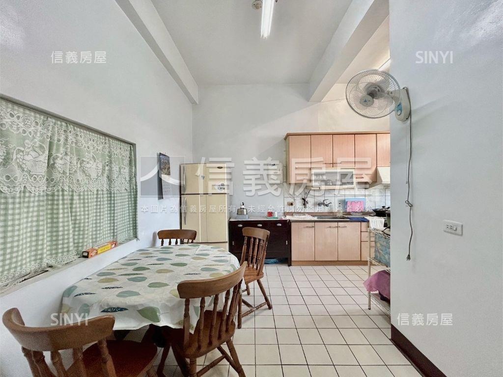 近竹中車站透天厝房屋室內格局與周邊環境