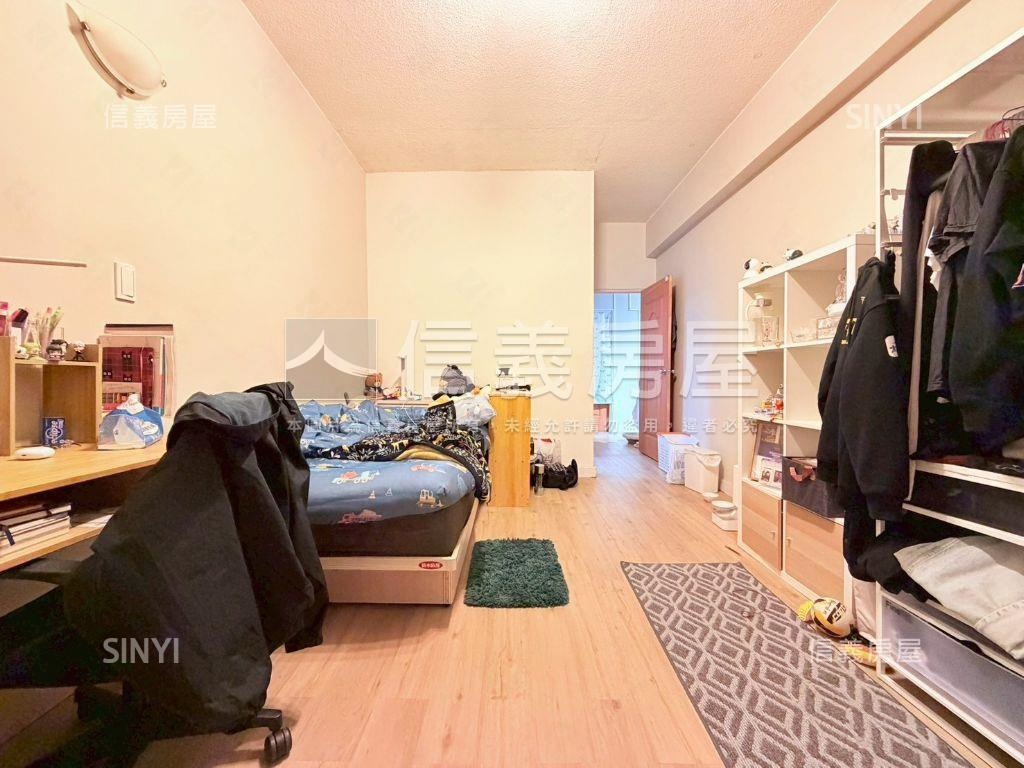 哇！是保護膝蓋黃金三樓房屋室內格局與周邊環境