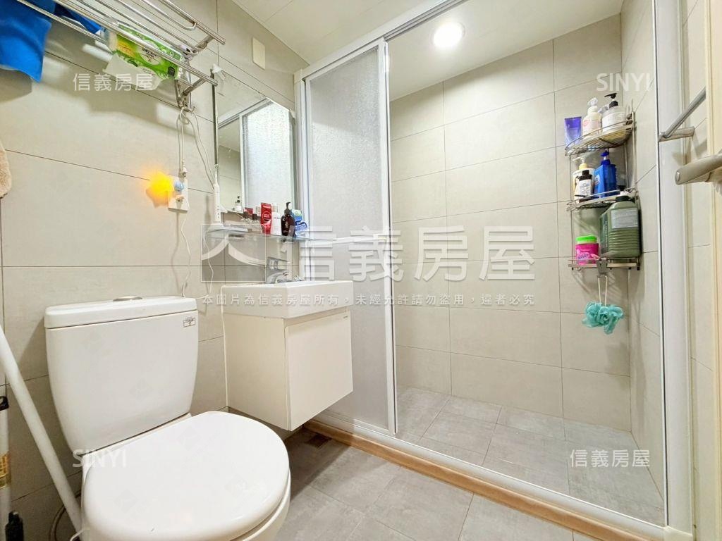 哇！是保護膝蓋黃金三樓房屋室內格局與周邊環境