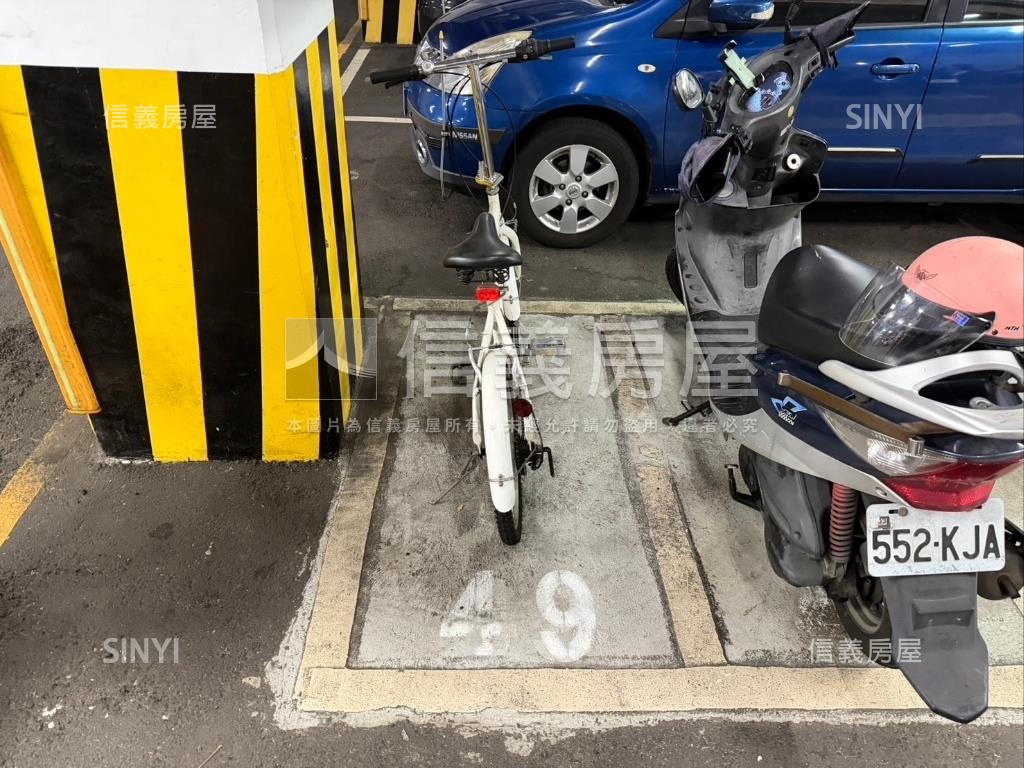 萊茵皇家方正三房附車位房屋室內格局與周邊環境