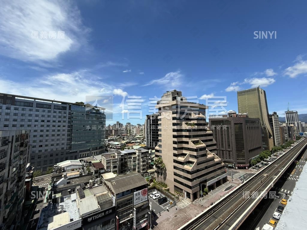 復興微風景觀高樓大辦公房屋室內格局與周邊環境