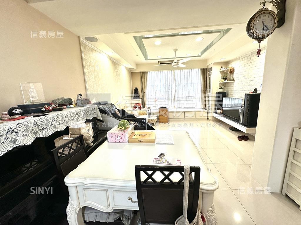 湖景採光美四房車位房屋室內格局與周邊環境