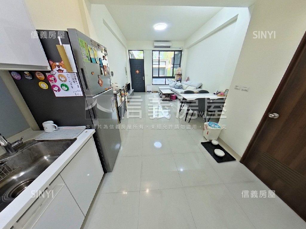 臻藏輕屋齡質感車墅房屋室內格局與周邊環境