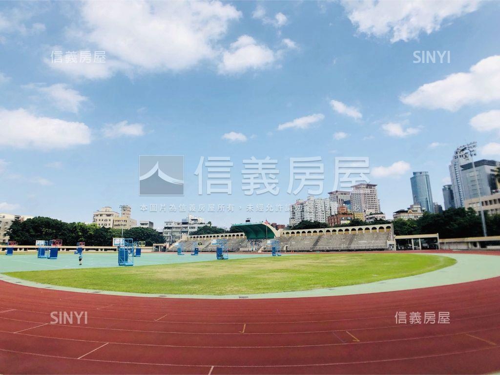 府中捷運三樓適自用兼收租房屋室內格局與周邊環境