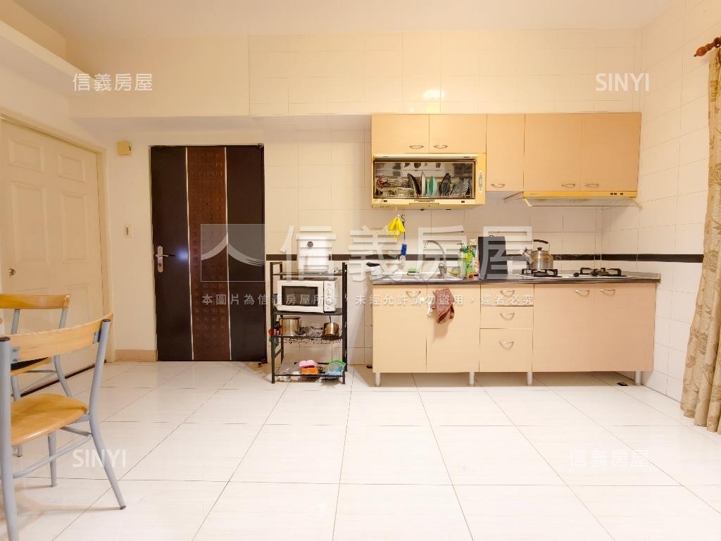 近高大重劃高樓精緻美宅房屋室內格局與周邊環境
