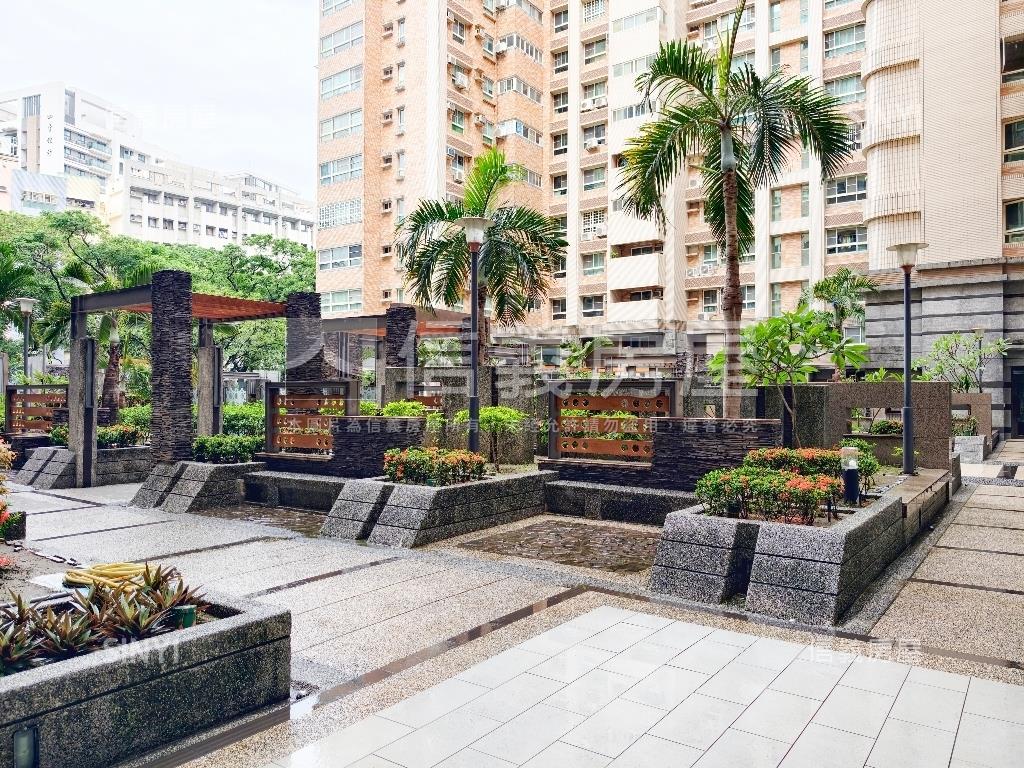 近高大重劃高樓精緻美宅房屋室內格局與周邊環境