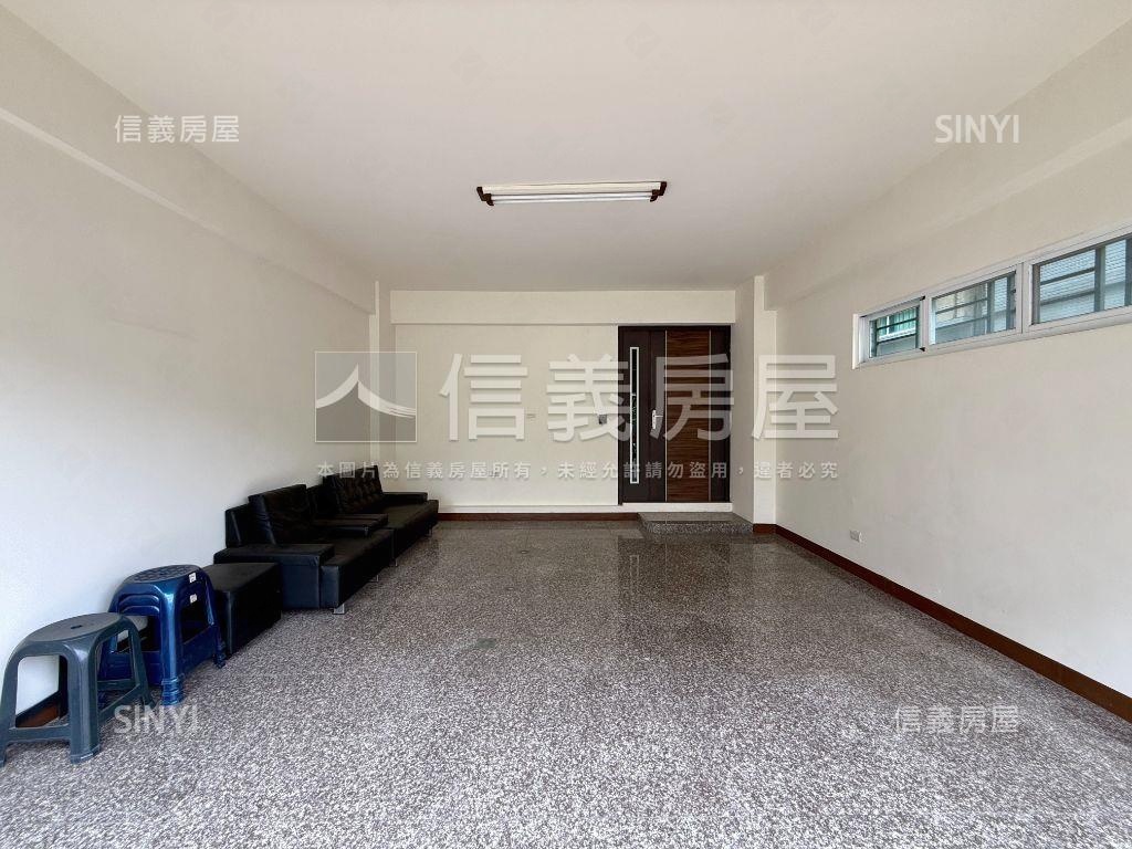 土庫重劃區大面寬正路透天房屋室內格局與周邊環境