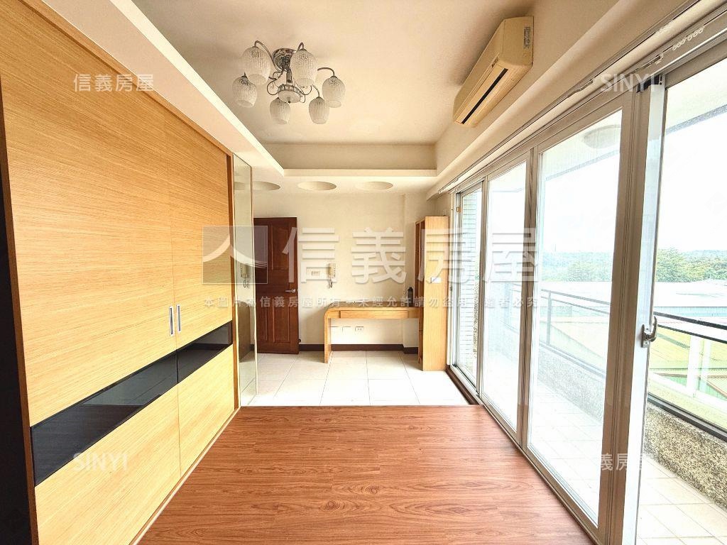 土庫重劃區大面寬正路透天房屋室內格局與周邊環境
