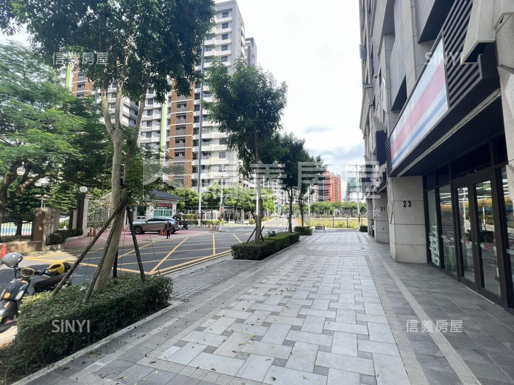 中路三角窗金店面房屋室內格局與周邊環境