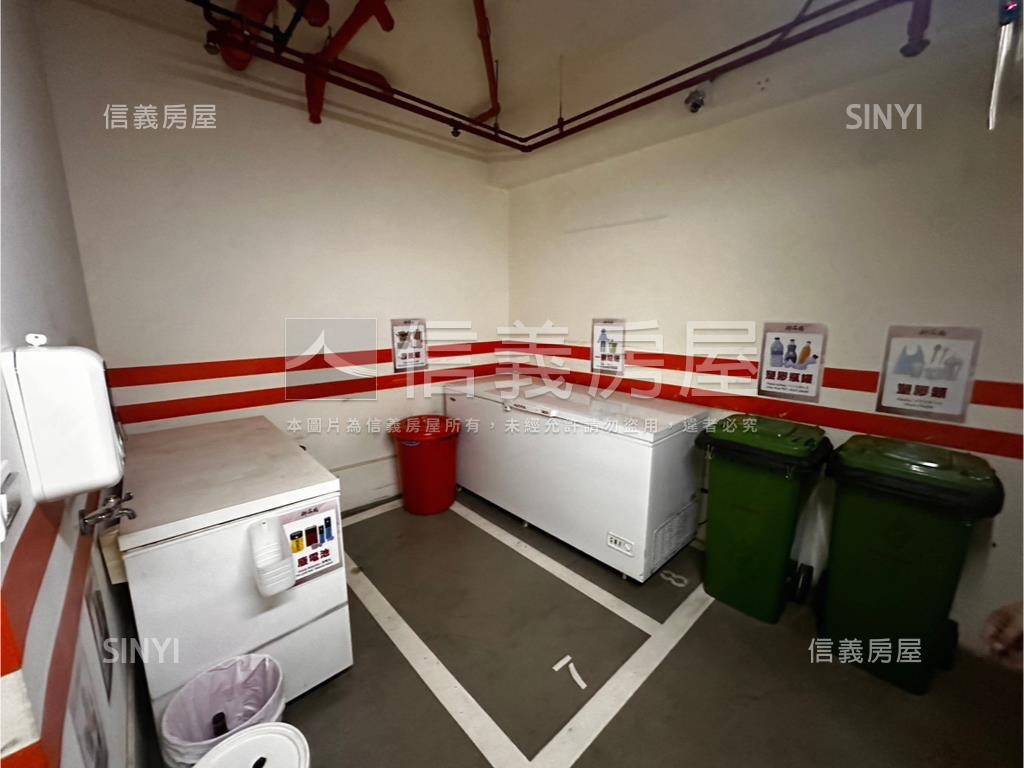 御品苑電梯綠樹公園景觀房屋室內格局與周邊環境