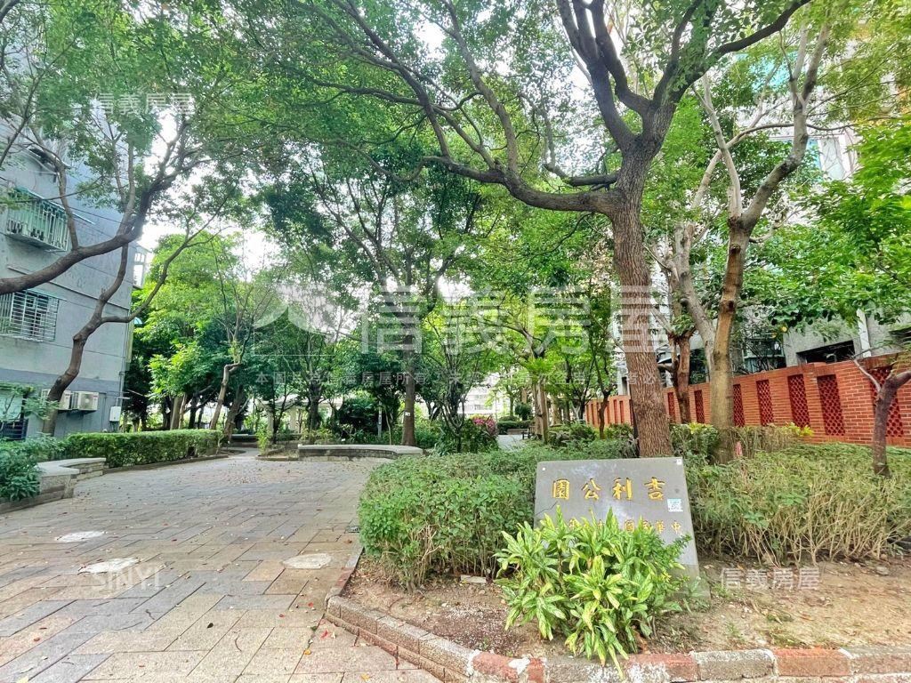 御品苑電梯綠樹公園景觀房屋室內格局與周邊環境