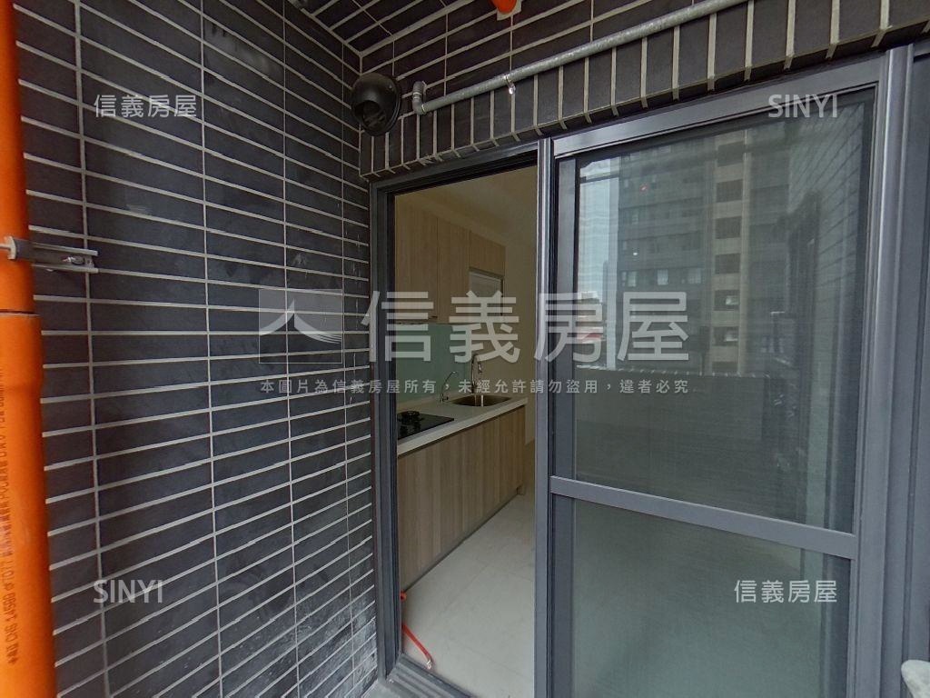 星辰熠熠近公園房屋室內格局與周邊環境