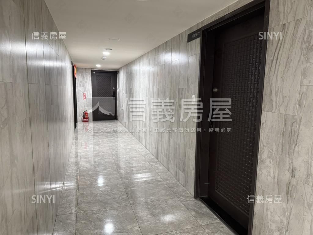 俗!!和築兩房車位輕鬆購房屋室內格局與周邊環境
