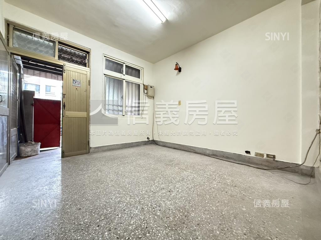 五權三街美透天房屋室內格局與周邊環境