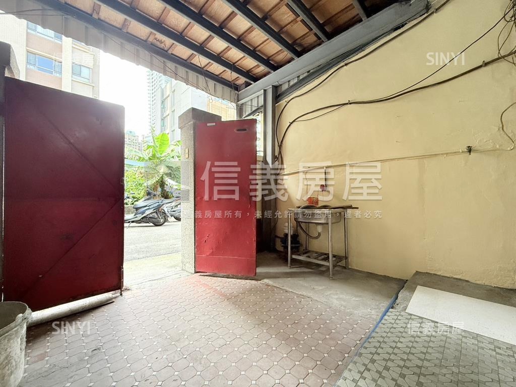 五權三街美透天房屋室內格局與周邊環境