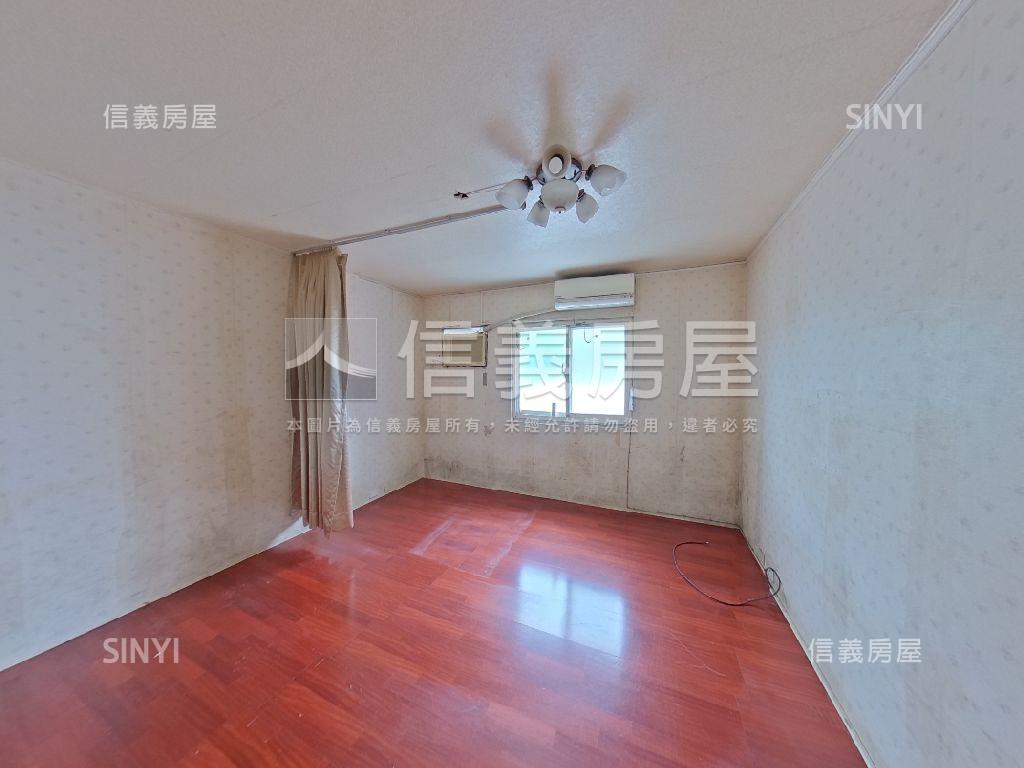 正春日路邊１＋２樓小店面房屋室內格局與周邊環境