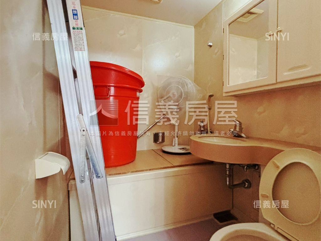 台大御庭園電梯三房房屋室內格局與周邊環境