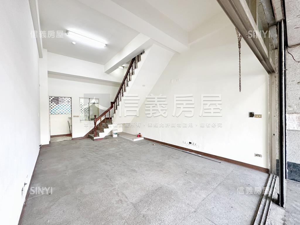 德民商圈正路吃市金店面房屋室內格局與周邊環境