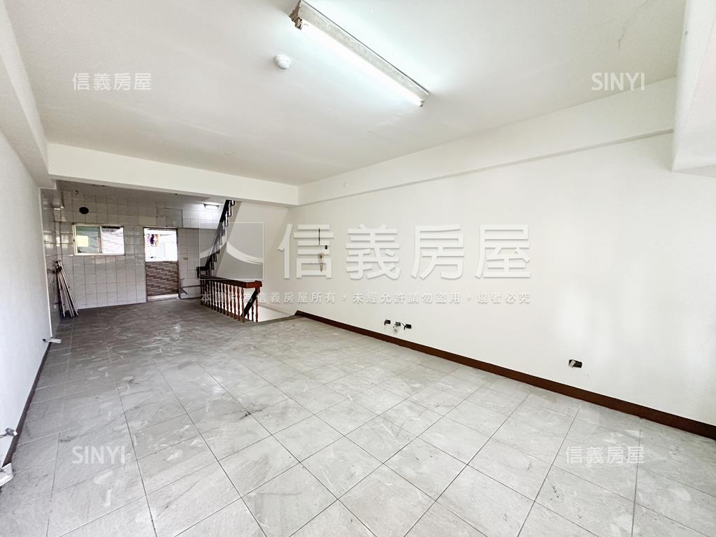 德民商圈正路吃市金店面房屋室內格局與周邊環境