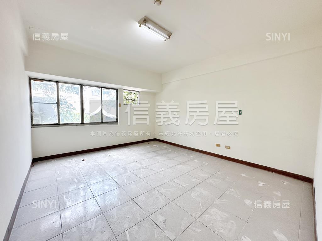 德民商圈正路吃市金店面房屋室內格局與周邊環境