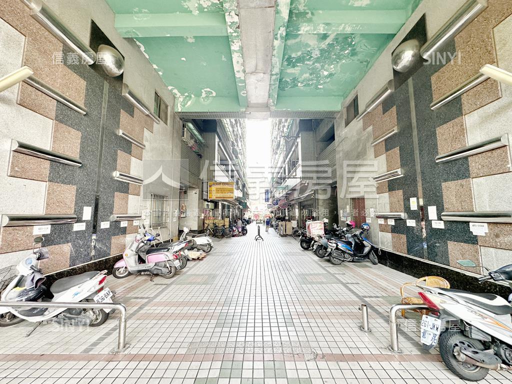 德民商圈正路吃市金店面房屋室內格局與周邊環境