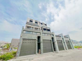 ☆推１４期全新完工別墅☆