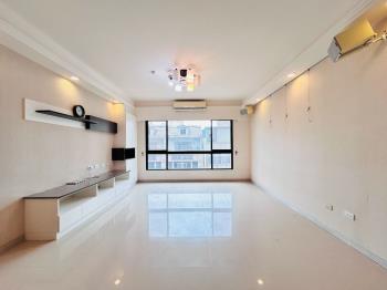 ★屋主好想賣這間竹城鶴岡