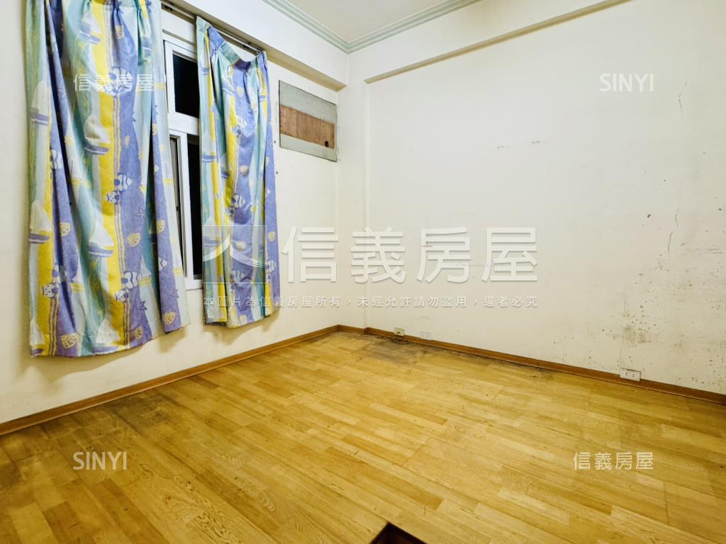 鹽洲二街溫馨傳家車墅房屋室內格局與周邊環境