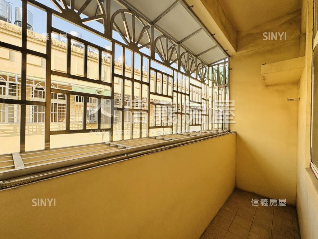 鹽洲二街溫馨傳家車墅房屋室內格局與周邊環境