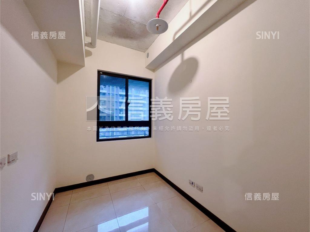 令荷園明聽２房房屋室內格局與周邊環境