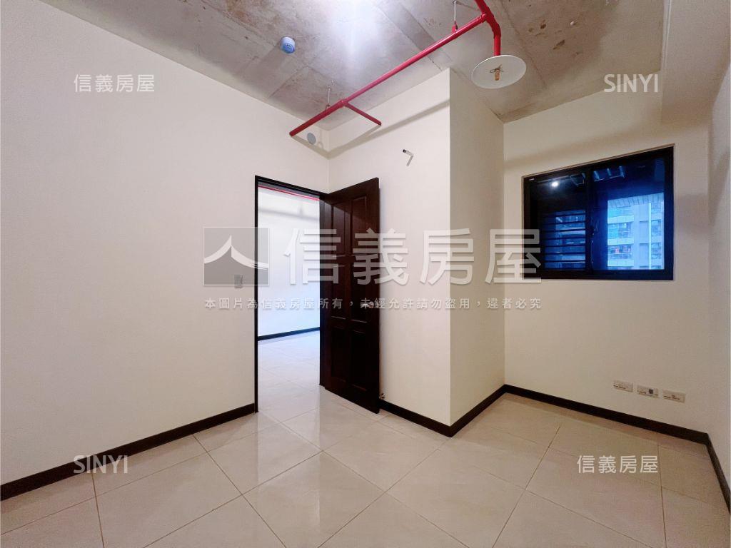 令荷園明聽２房房屋室內格局與周邊環境