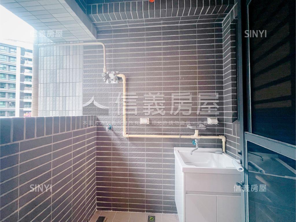 令荷園明聽２房房屋室內格局與周邊環境