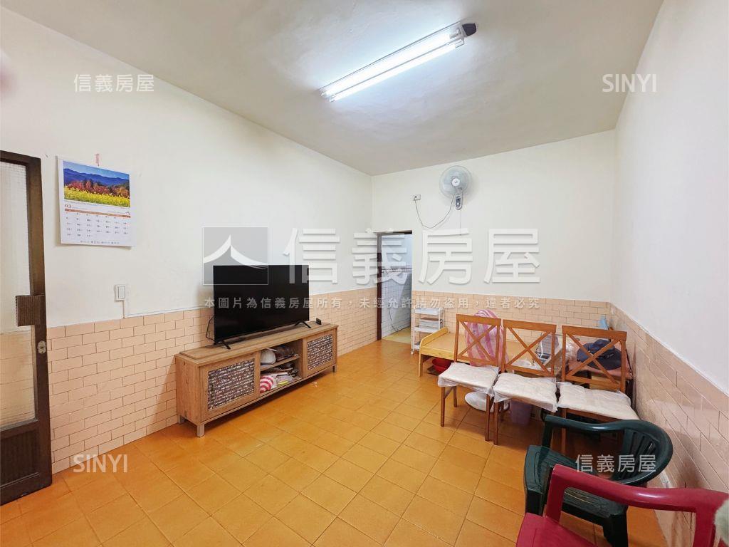 南區小資美透天房屋室內格局與周邊環境