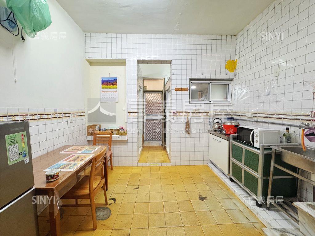 南區小資美透天房屋室內格局與周邊環境