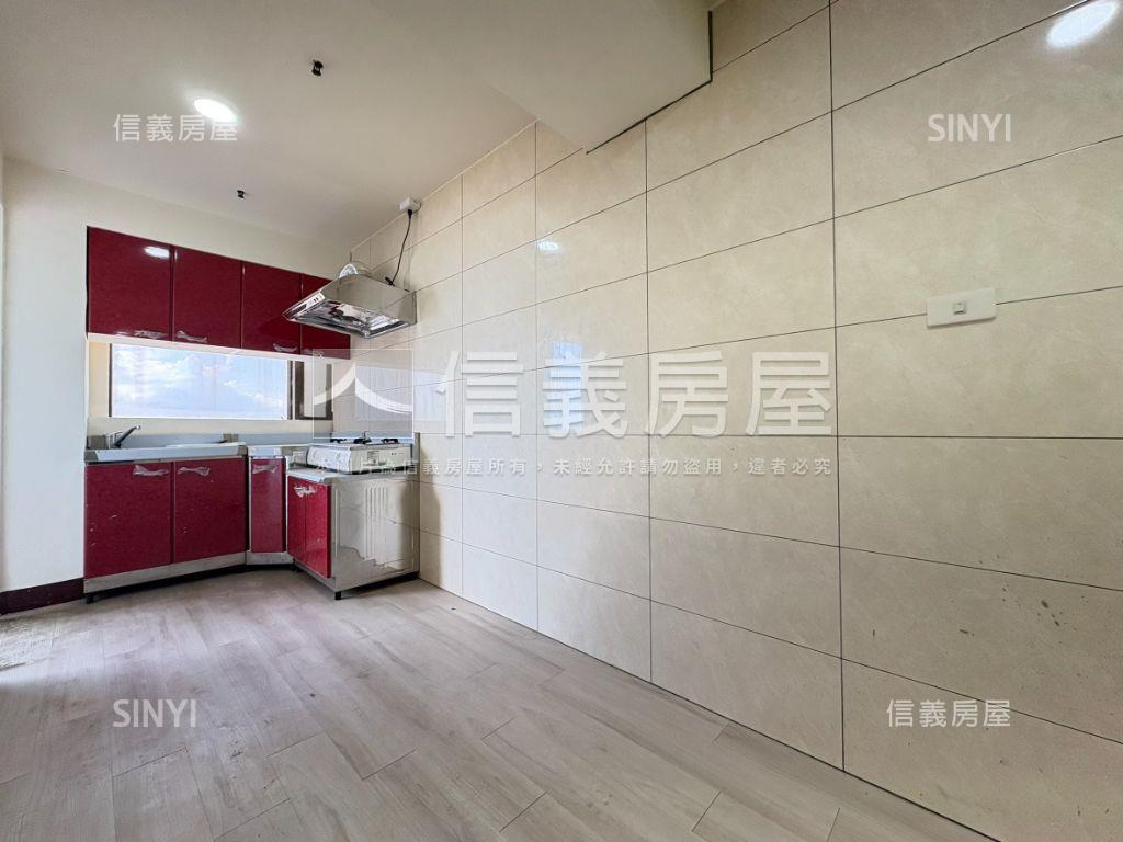 小資首購景觀次頂樓三房房屋室內格局與周邊環境