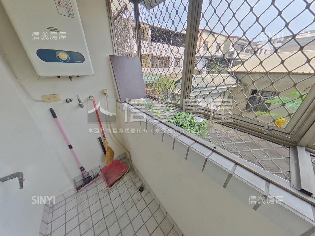 立新商圈三房兩衛電梯華廈房屋室內格局與周邊環境