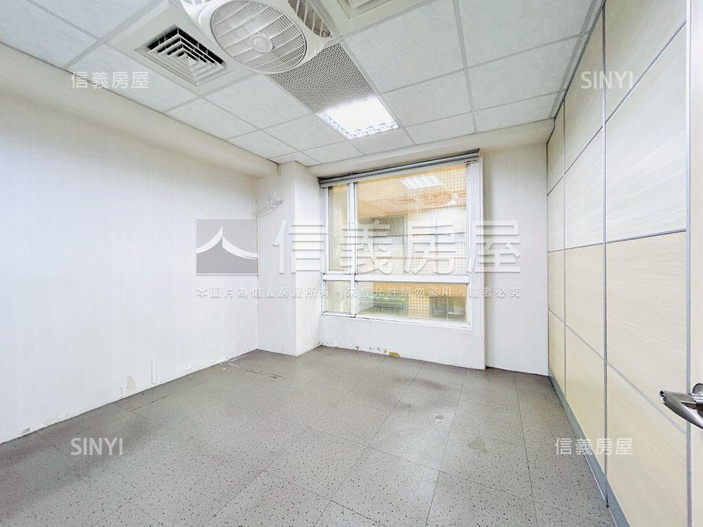 龍安波特曼寬敞辦公室房屋室內格局與周邊環境