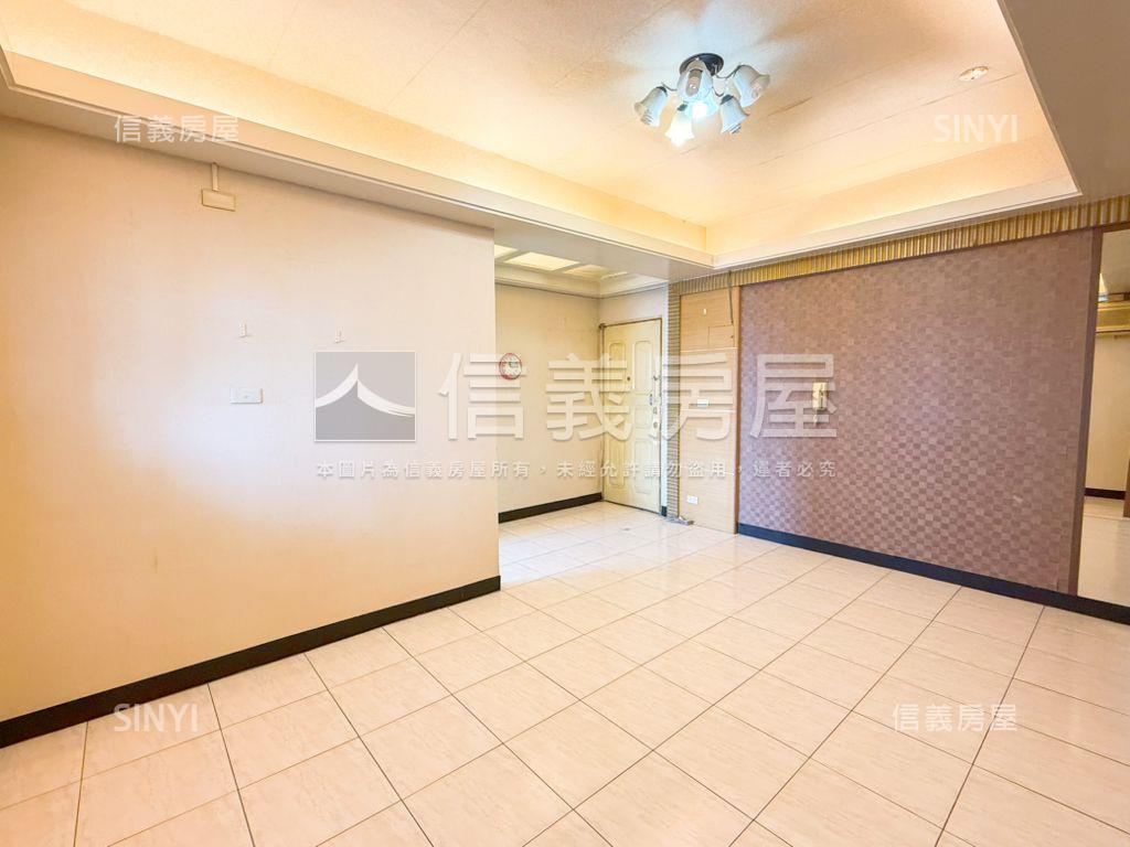 五權南路低總價裝潢兩房房屋室內格局與周邊環境