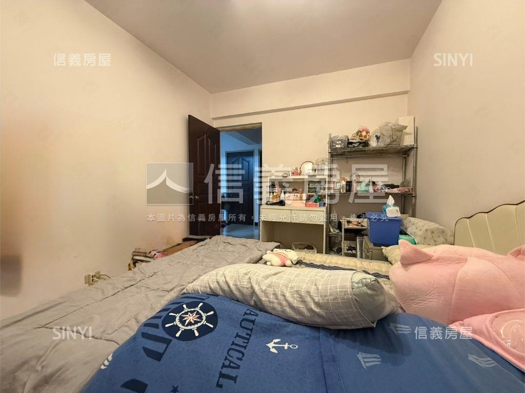 近誠品四樓寓房屋室內格局與周邊環境