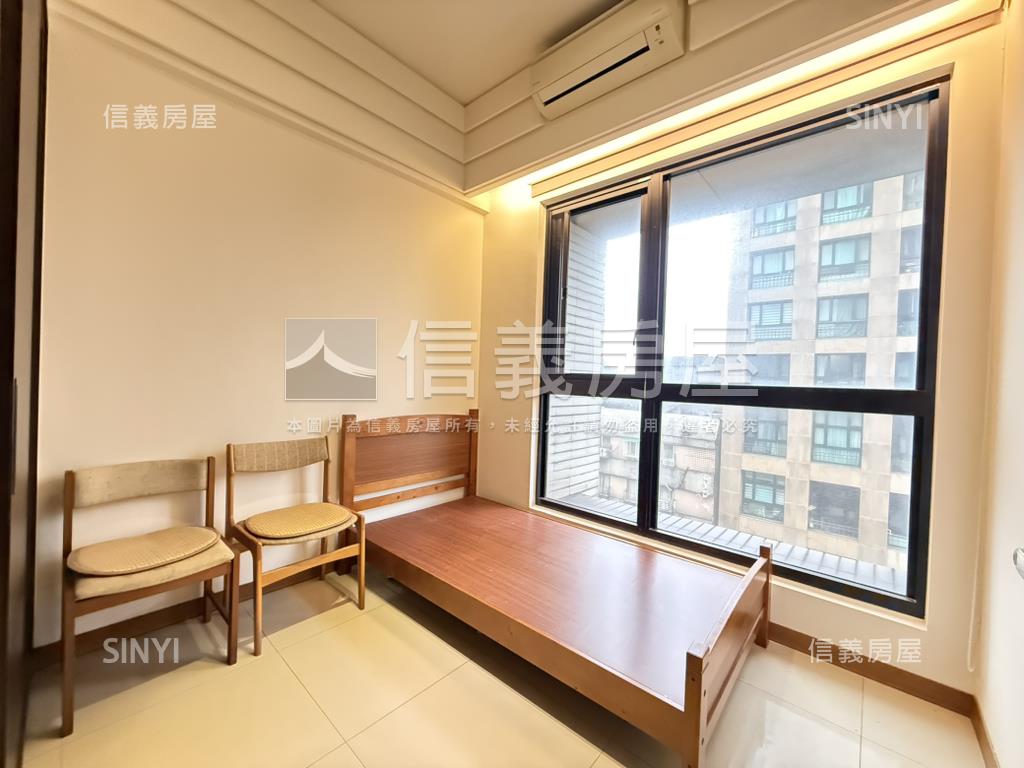 主推皇翔桂冠稀有兩房車位房屋室內格局與周邊環境