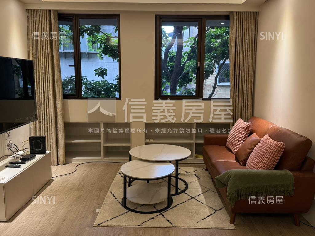 東西匯稀有兩房車位房屋室內格局與周邊環境