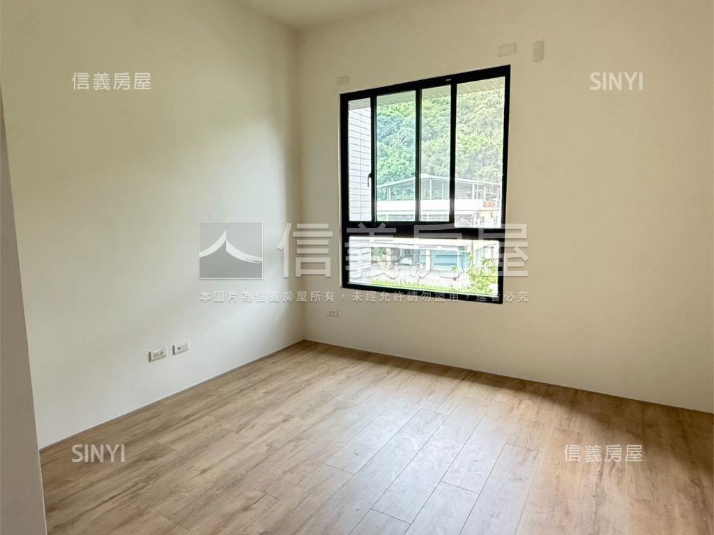 太睿境樹梢露臺戶房屋室內格局與周邊環境