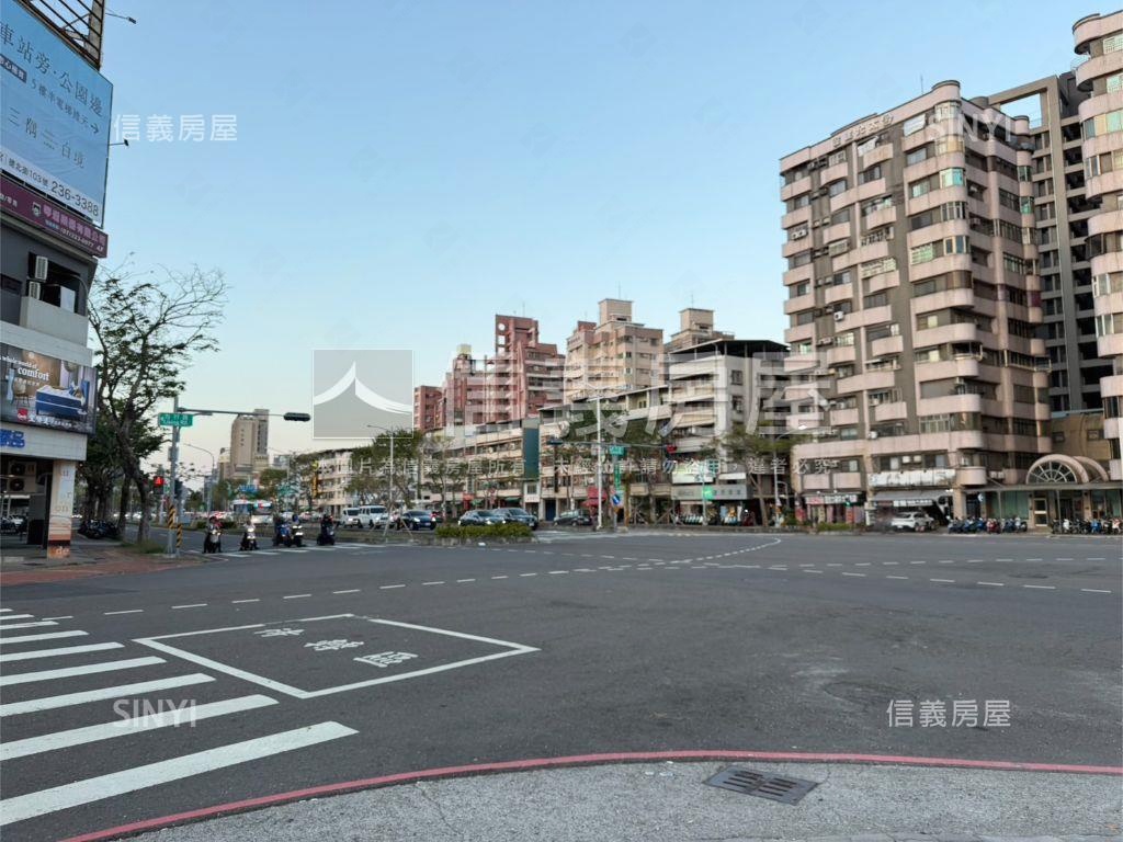 專約中都重劃大面寬土地房屋室內格局與周邊環境