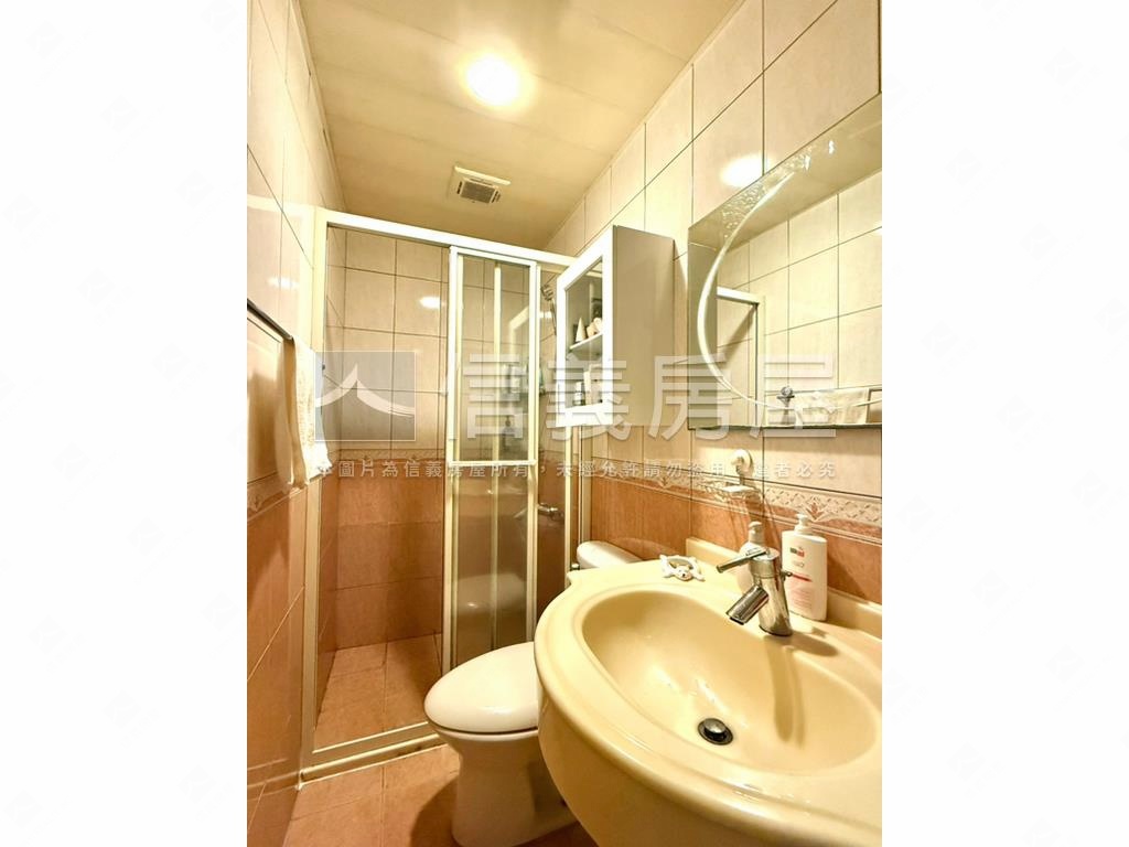 區公所方正裝潢美屋房屋室內格局與周邊環境