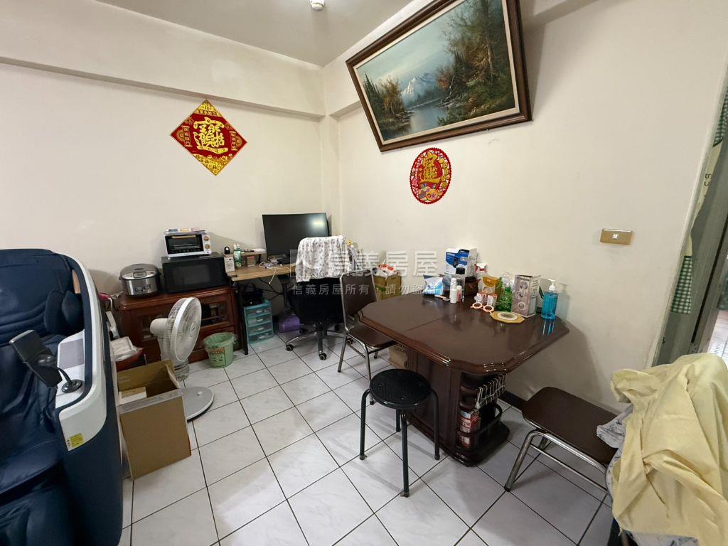 大里塗城商圈低總價三房房屋室內格局與周邊環境