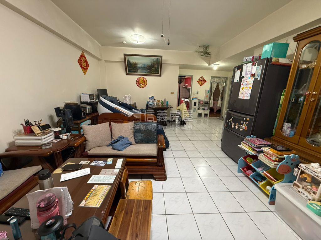 大里塗城商圈低總價三房房屋室內格局與周邊環境