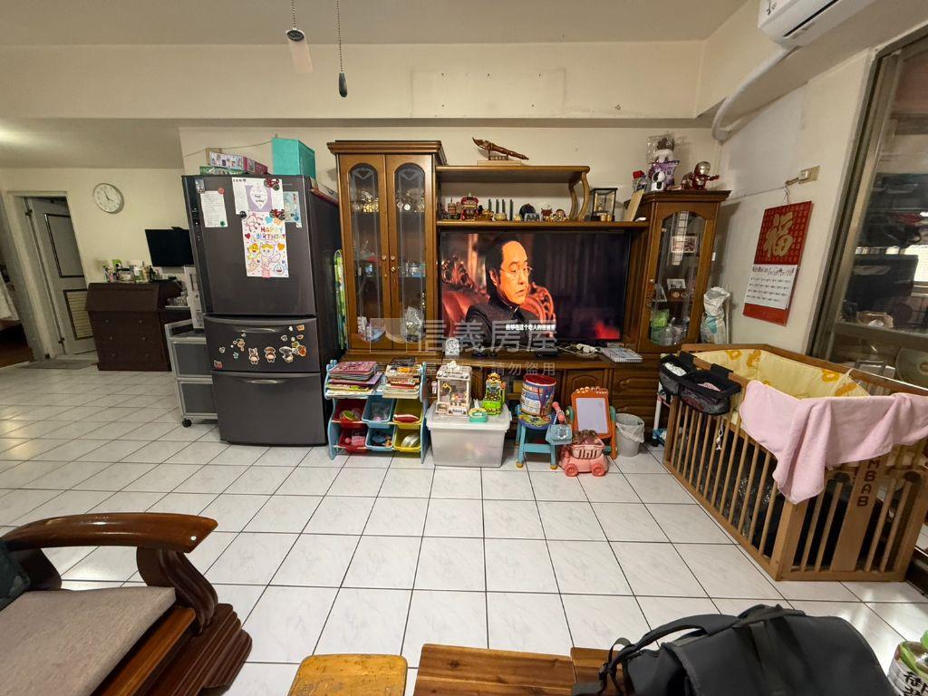 大里塗城商圈低總價三房房屋室內格局與周邊環境
